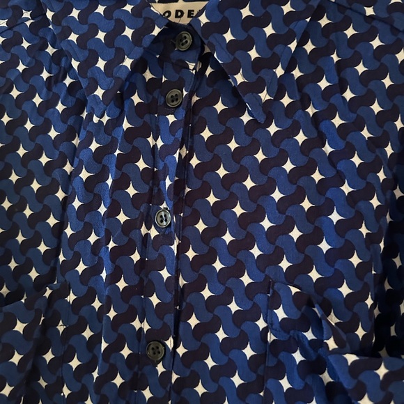 Boden Navy and White Geometric Shirt - Picture 4 of 5